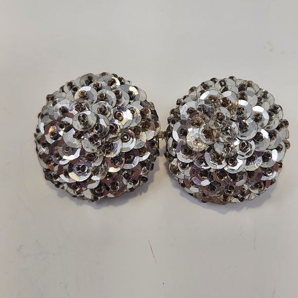 Button Cluster Vintage Clip On Earrings Set of 4 Pairs Beaded Retro Glam Japan - Picture 5 of 9